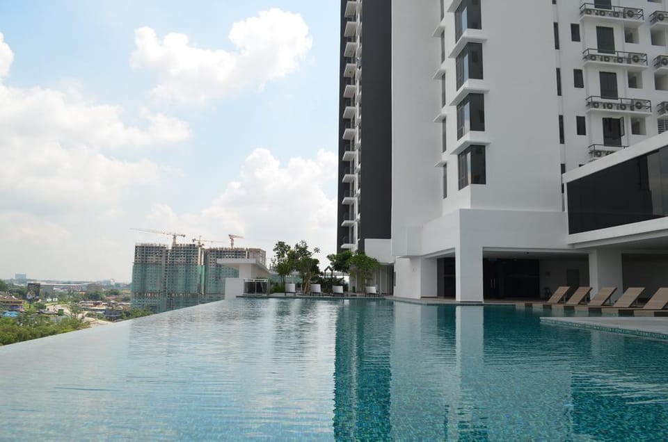 YC #1Tebrau 001 Apartment in Johor Bahru