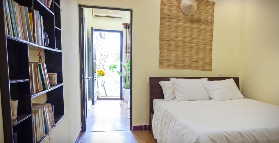 Xuan's house - Private rooms in OLD QUARTER - 2br Apartment in Hanoi