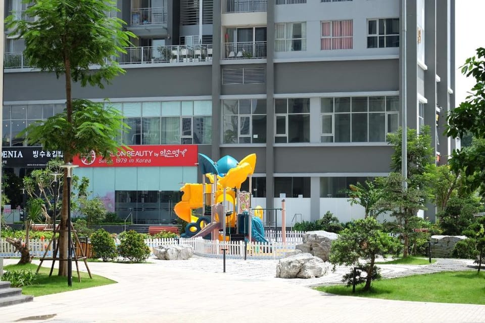 Hanah Hometel Vinhomes Gardenia @2br Apartment in Laos