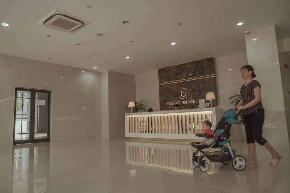 Ur Hanoi Serviced Apartment Goldmark City 1 Apartment in Laos