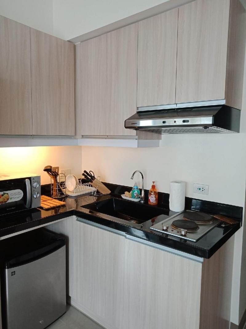 MABOLO GARDEN A4  FREE POOL GYM WIFI NEAR MALL Apartment in Lapu-Lapu City