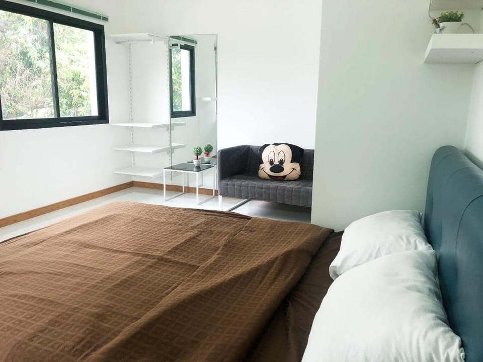 Golden Boulevard Home 1 Vacation rental in Laos