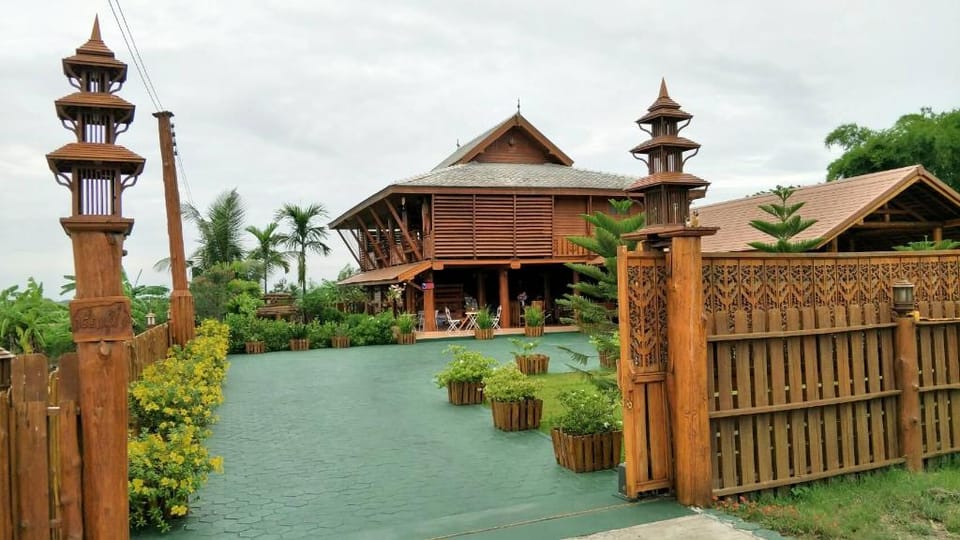 Huanmaisakngam Resort Apartment in Thailand