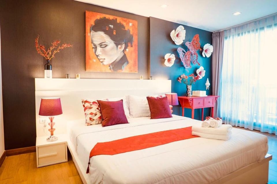 Romantic Honeymoon Siam Suite, Central Chiang Mai Apartment in Chiang Mai