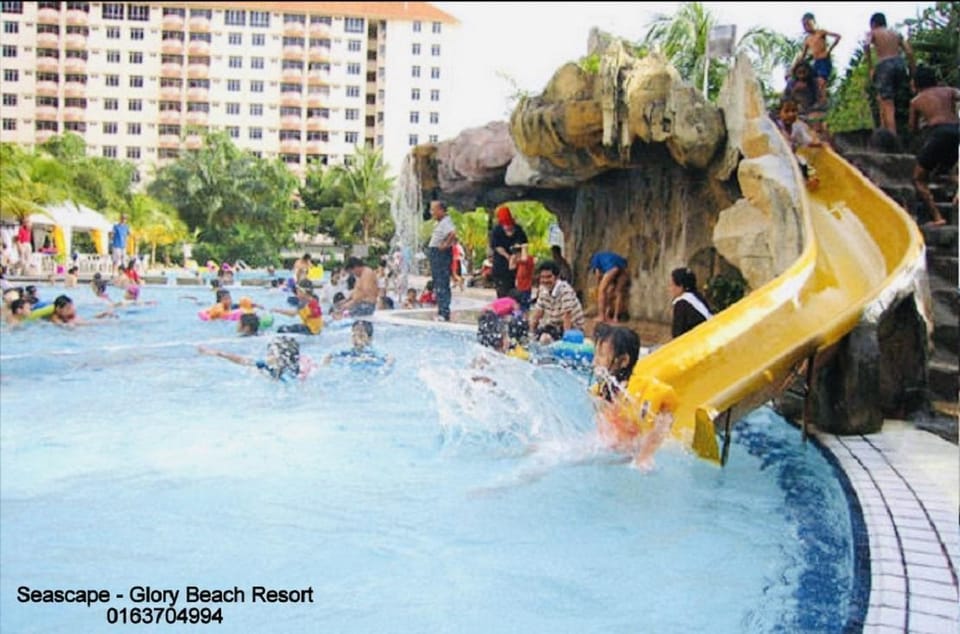 Seascape Glory Beach Resort - 2 Bedrooms Apartment Apartment in Port Dickson