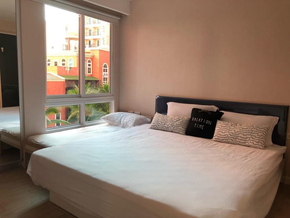 Seven Sea Condominium & Waterpark Apartment in Pattaya City