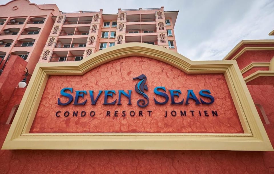 Seven Sea Condominium & Waterpark Apartment in Pattaya City
