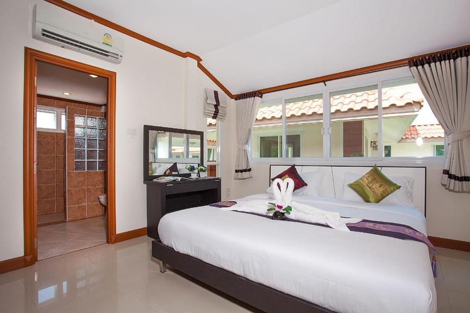 Villa 3br 8pax 15mn. to Clear water beach  Vacation rental in Chon Buri Changwat