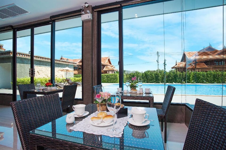 Villa 4br  5 mn. to Columbia Pictures Aquaverse  Vacation rental in Chon Buri Changwat