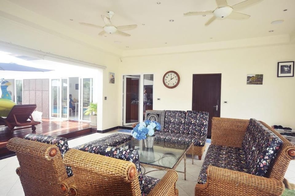 98 The beach villa Villa in Pattaya City