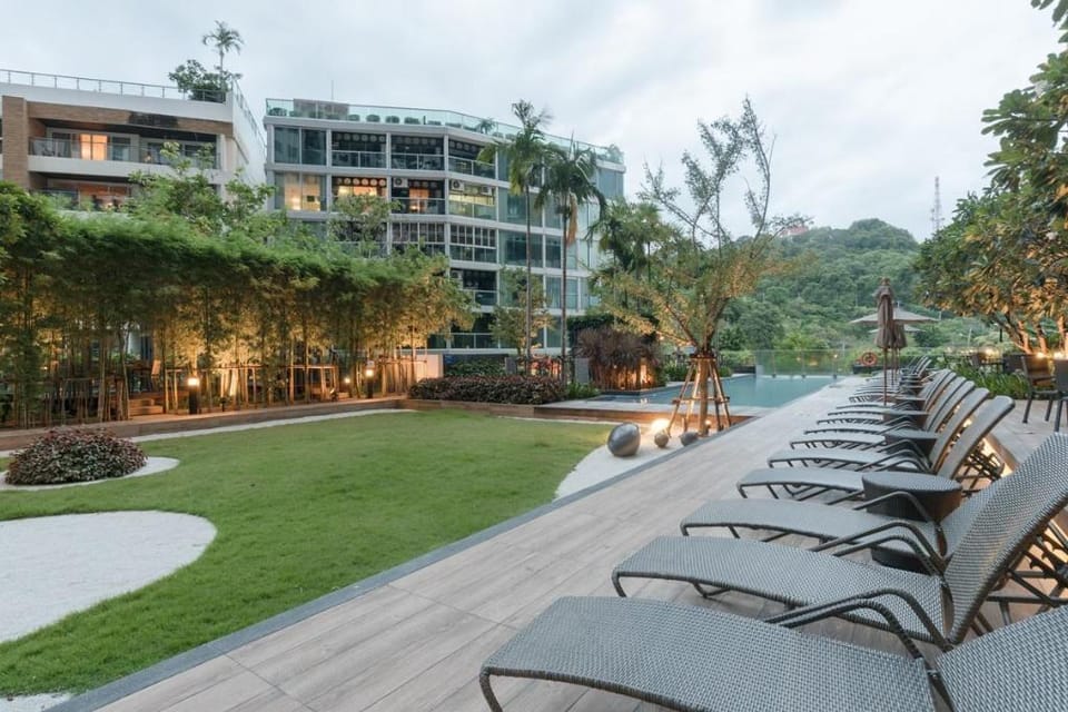 Highend Condo South Pattaya Stunning Pool Apartment in Pattaya City