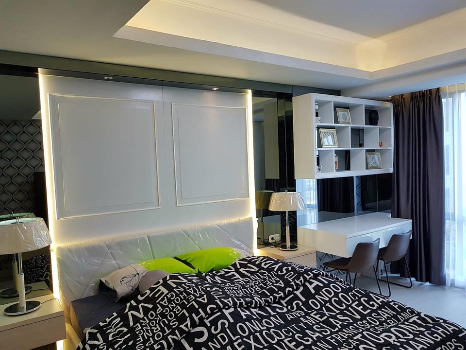LUX SPACIOUS For Family WIFI Central JKT Kemayoran Apartment in Jakarta