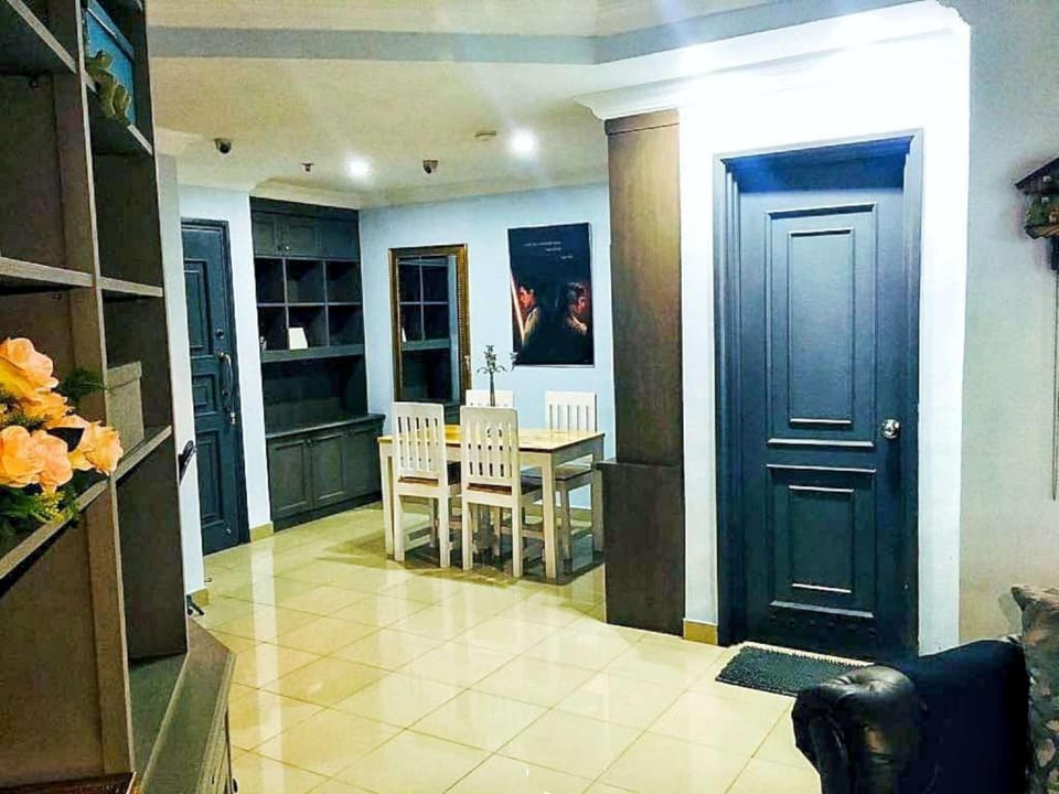 3 BR apt, near JIE Expo & RS mitra kemayoran Apartment in Jakarta