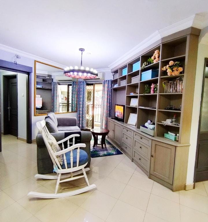 3 BR apt, near JIE Expo & RS mitra kemayoran Apartment in Jakarta