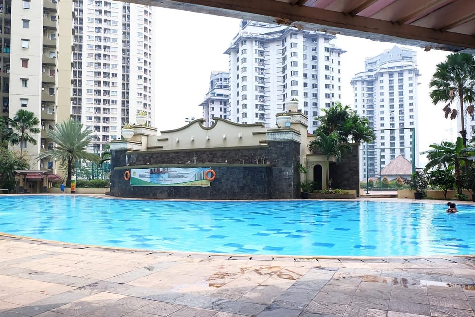 Cozy 2BR Mediterania Palace near Jiexpo - Travelio Apartment in Jakarta