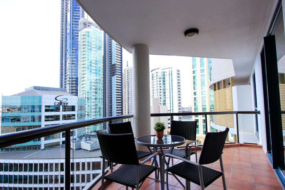 Brisbane Stunning Modern Two Apartment Apartment in Brisbane City