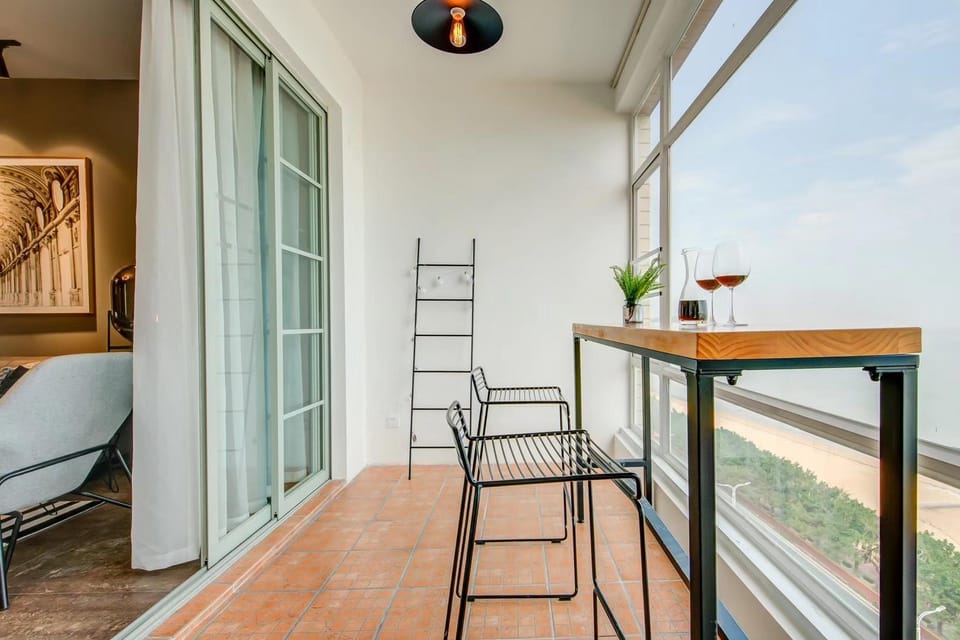  Dreamer full seascape 4 rooms nordic style,  Apartment in Guangdong