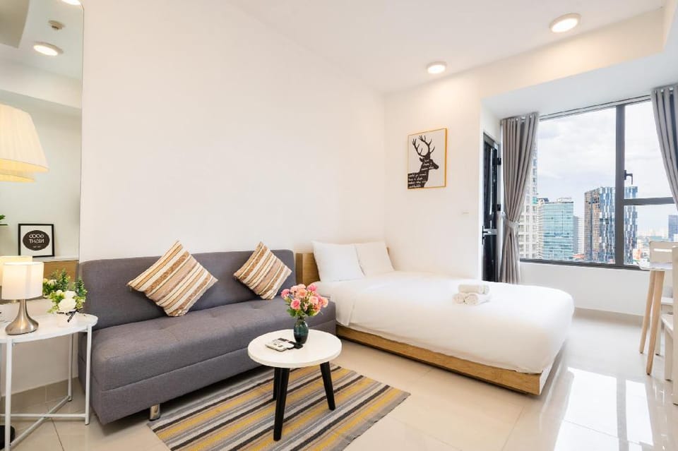 Chau Apartment - Netflix - Inf. Pool - Bui Vien Apartment in Ho Chi Minh City