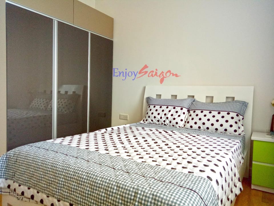 EnjoySaigon - Icon 56 Apartment's Apartment in Ho Chi Minh City