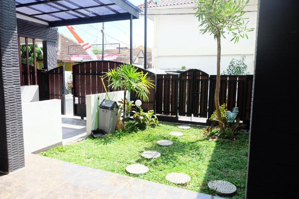 Homestay Syariah Malioboro by Simply Homy Vacation rental in Yogyakarta