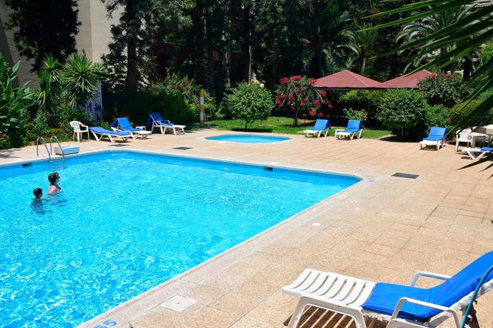 50 meters to the beach 3bdr appartment Apartment in Germasogeia