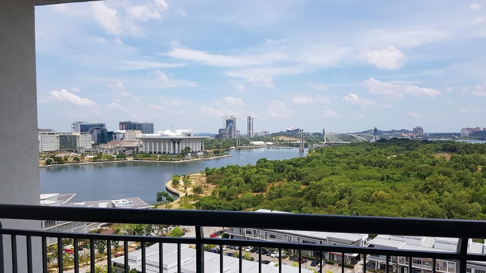 Ayer8 Putrajaya Guesthouse Apartment in Putrajaya