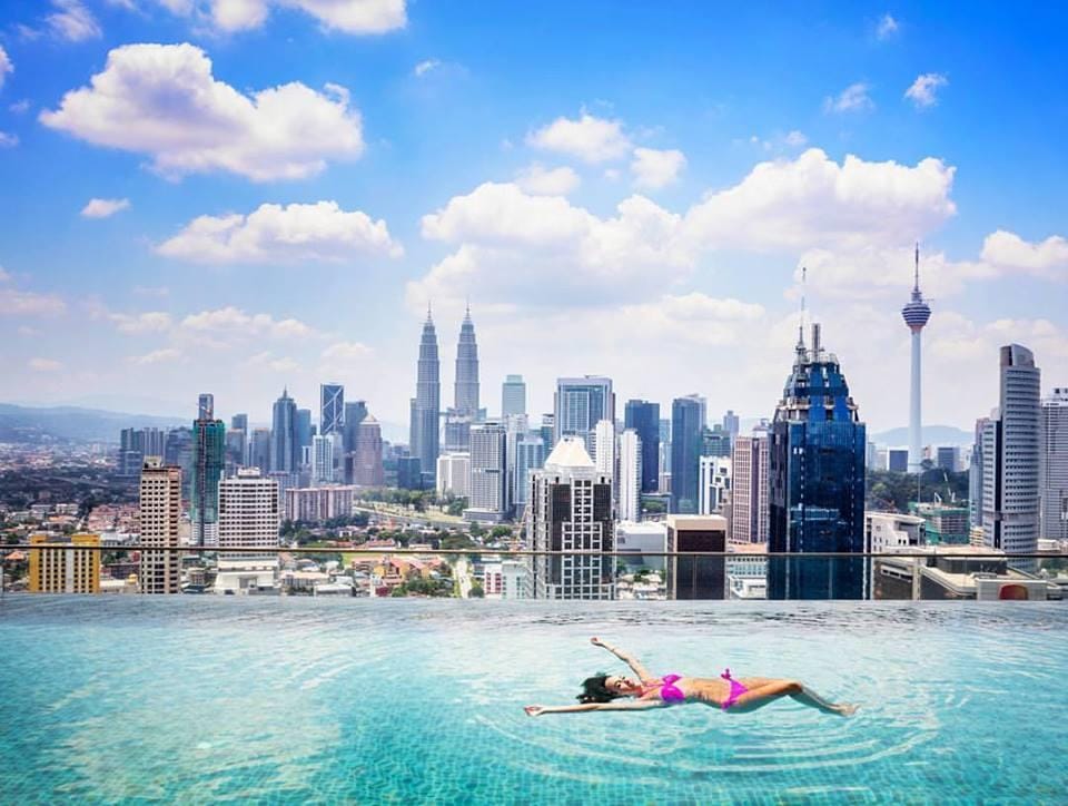 Rooftop Skypool Homestay @ Regalia Residence Apartment in Federal Territory of Kuala Lumpur