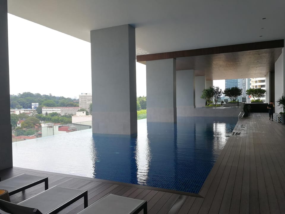 Room in EstCondo@Lrt Bangsar/KL Sentral/Mid Valley Apartment in Federal Territory of Kuala Lumpur