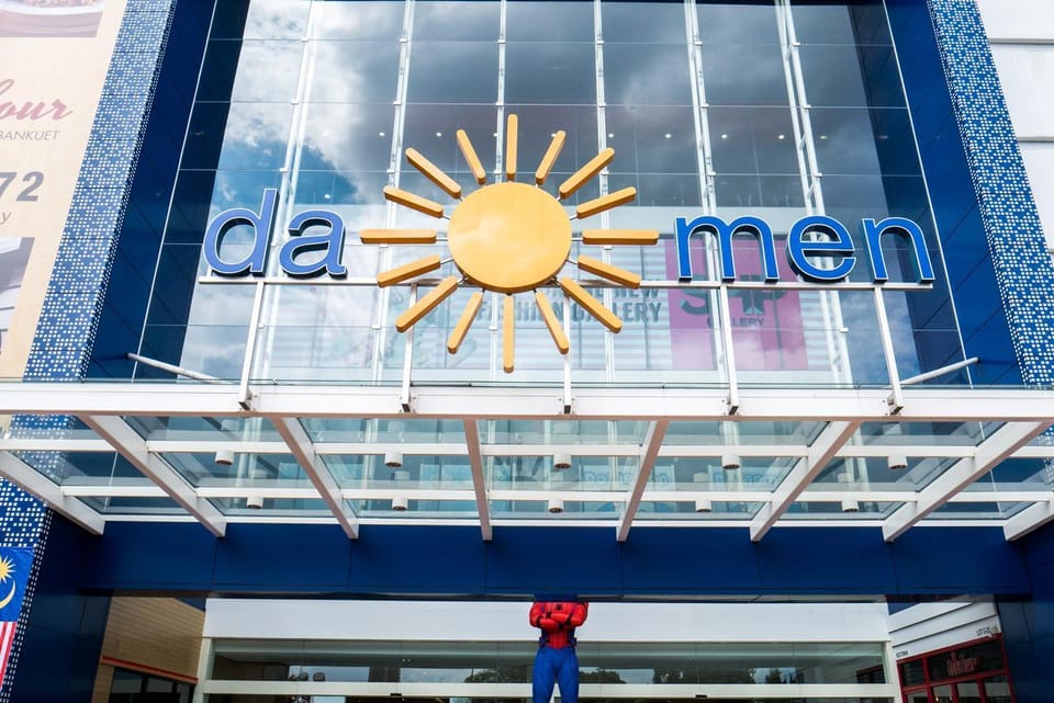 Damen Suite Hotel Apartment in Subang Jaya