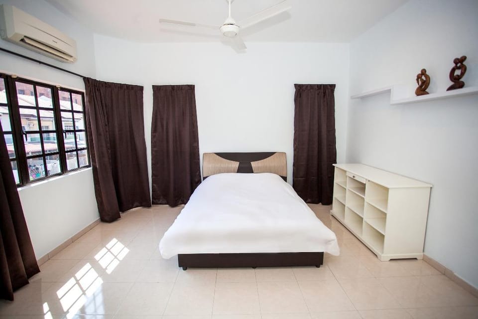 Luxury 4BR@ Sunway Lost World Vacation rental in Perak