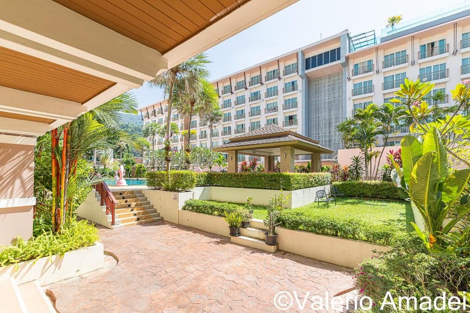 Patong Center: Pool, Gym, Near Bangla Road Apartment in Patong
