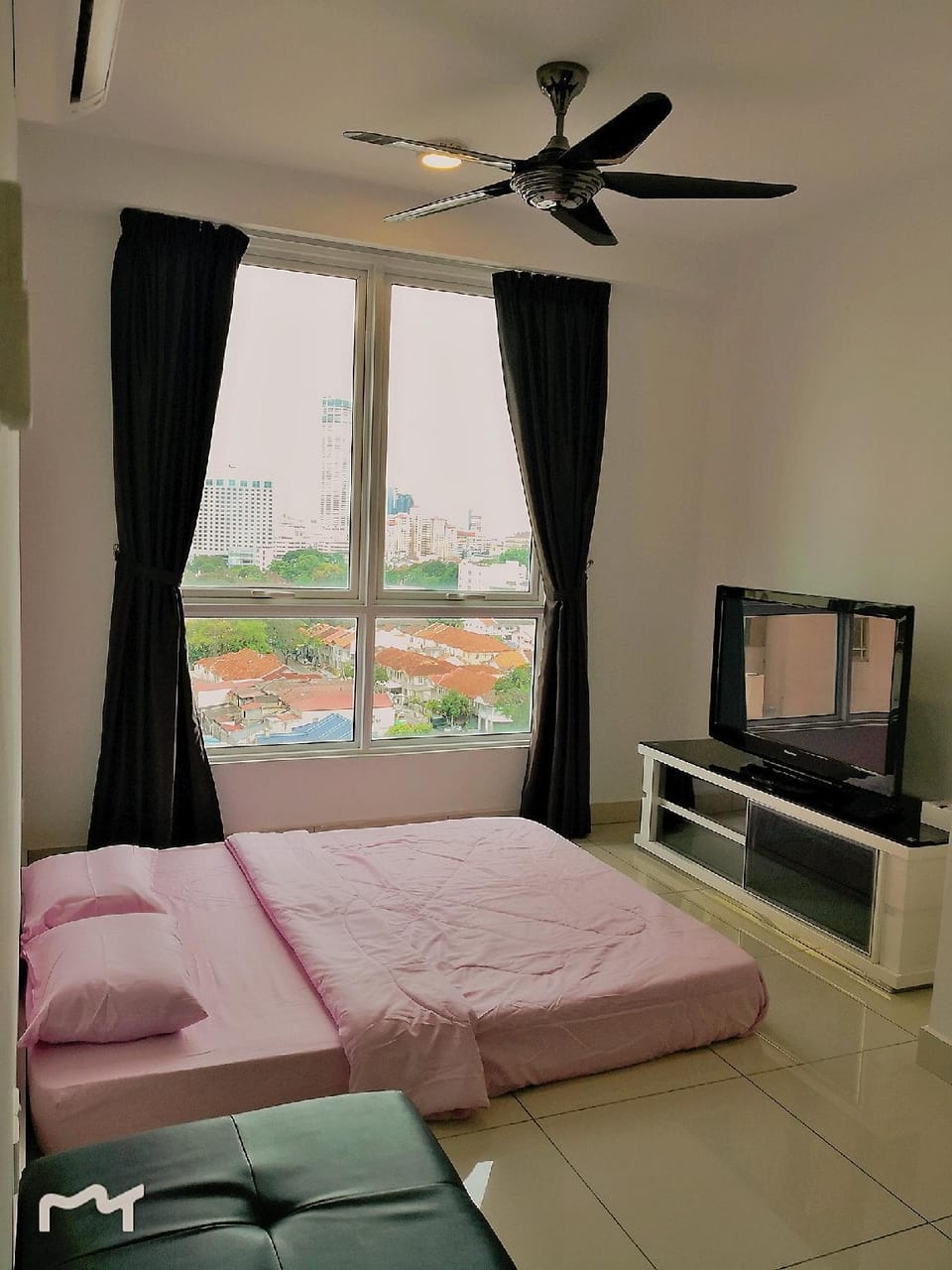 Sea and City View Mansion One Suite Apartment in George Town