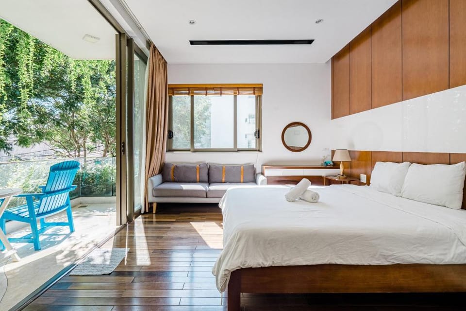 The Perfect Vacation Pool Villa My Khe Beach Villa in Da Nang