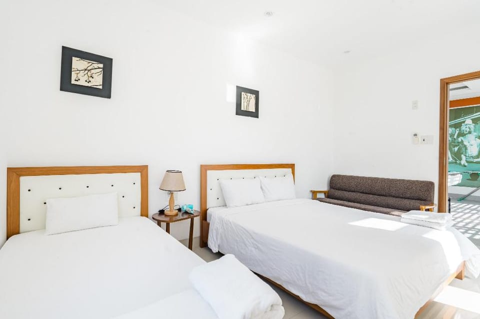 The Perfect Vacation Pool Villa My Khe Beach Villa in Da Nang