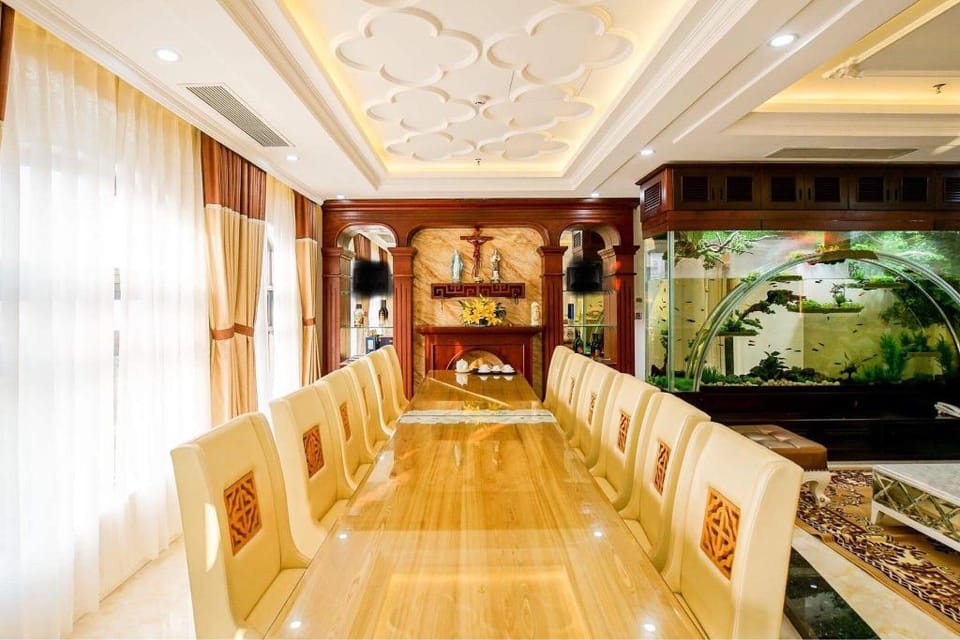 RUNG HUONG  APARTMENT ( FAMILY ROOM  HUGO BOSS) Apartment in Da Nang