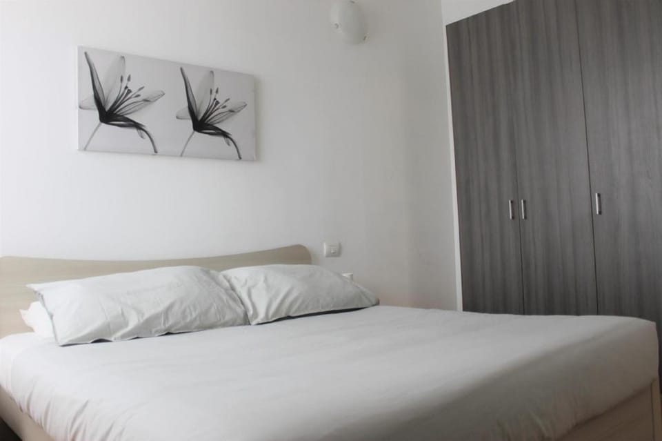 #N/A Apartment in Milan