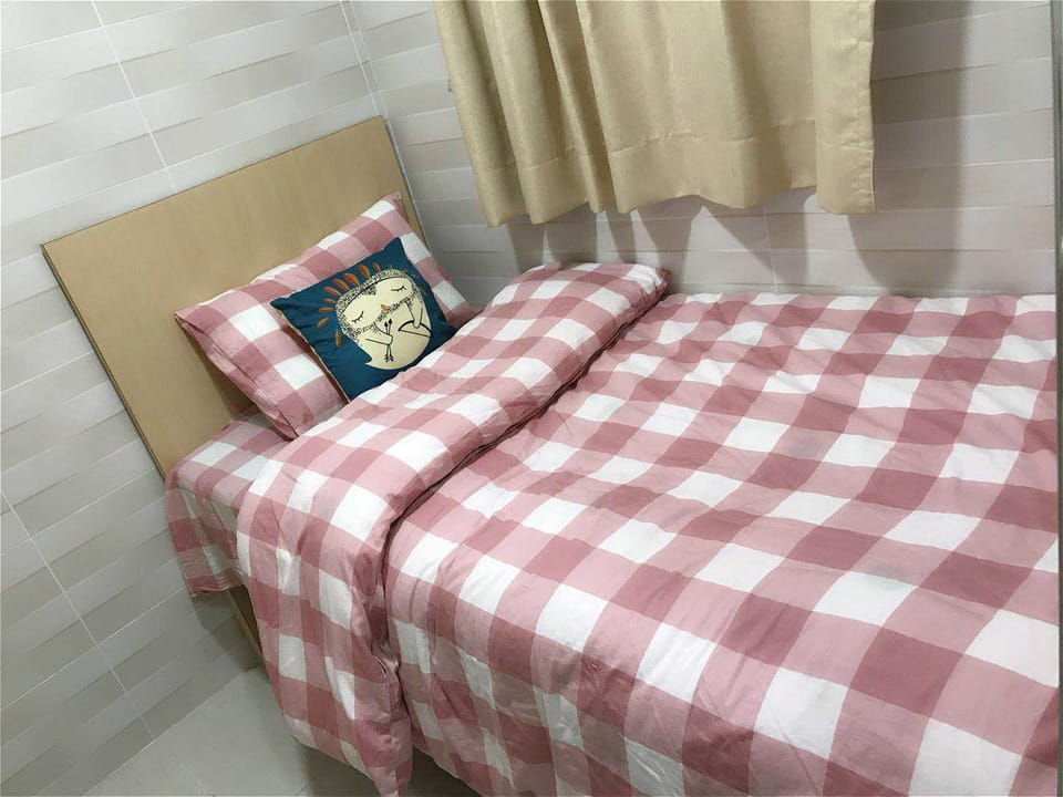 Standard bunk for two people Apartment in Hong Kong