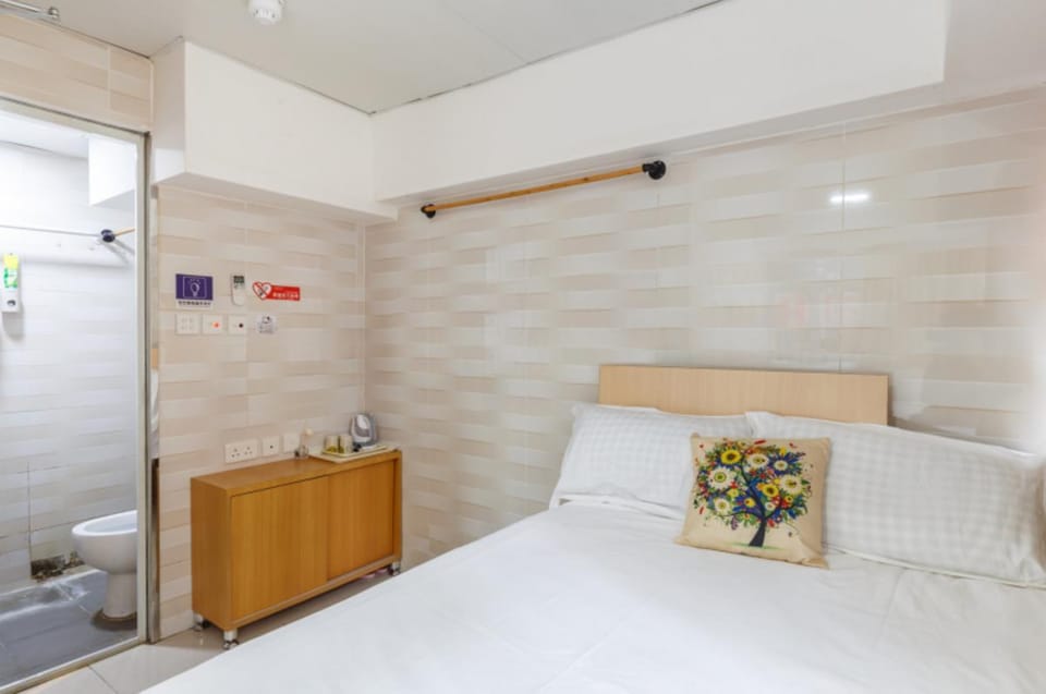 . Family 4 person 7003 Apartment in Hong Kong