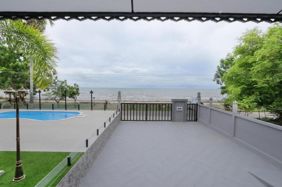 Visas seaview Villa Villa in Prachuap Khiri Khan, Thailand