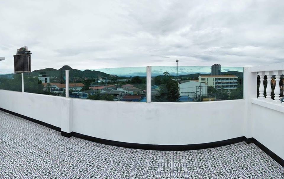 Double Room HUA-HIN R1 Apartment in Nong Kae