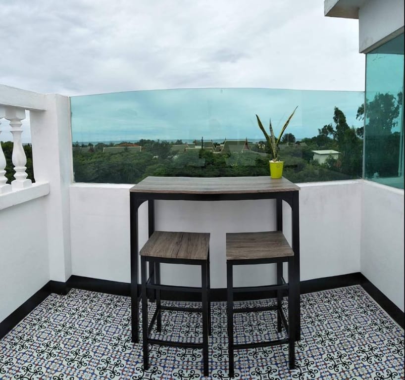 Double Room HUA-HIN R1 Apartment in Nong Kae