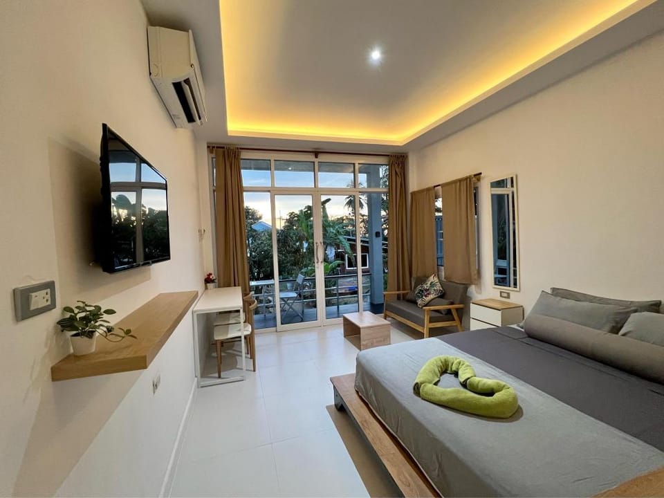 Beach Jungle Deluxe Bungalow Vacation rental in Ko Chang
