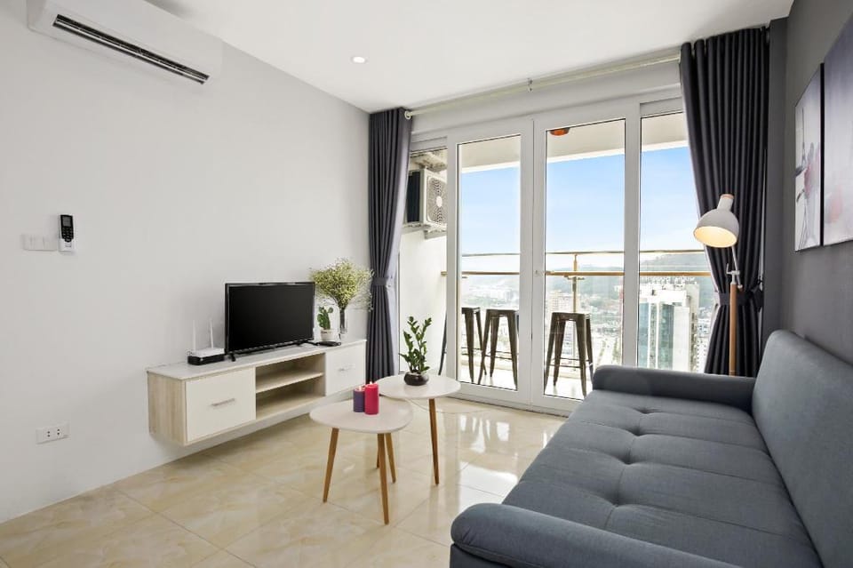 Meraki, 3 BRs, Ocean View, Ha Long homestay Apartment in Laos