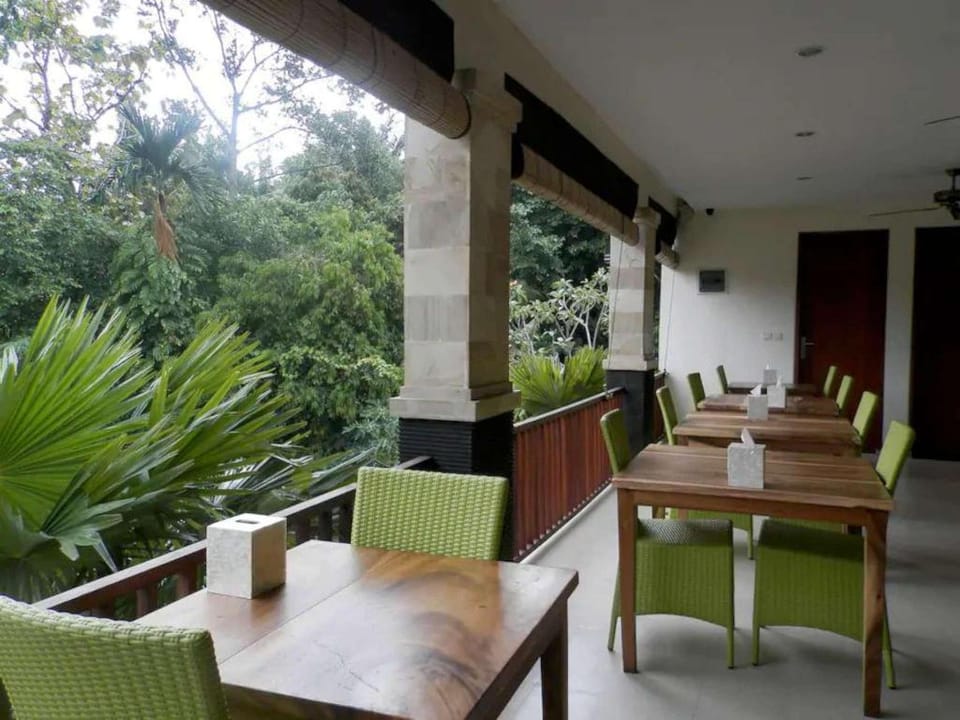 ROMANTIC 1BR Private Pool Villa Villa in Kuta