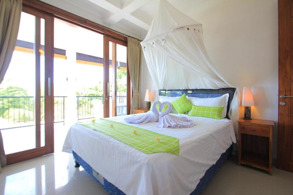 Villa Rumah Senja Temukus Lovina Bali Sunset View Villa in Bali