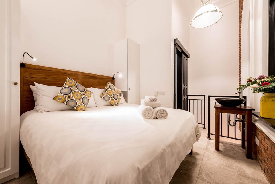 Central 1 BR Villa 5 min walk to Seminyak Beach Villa in Kuta