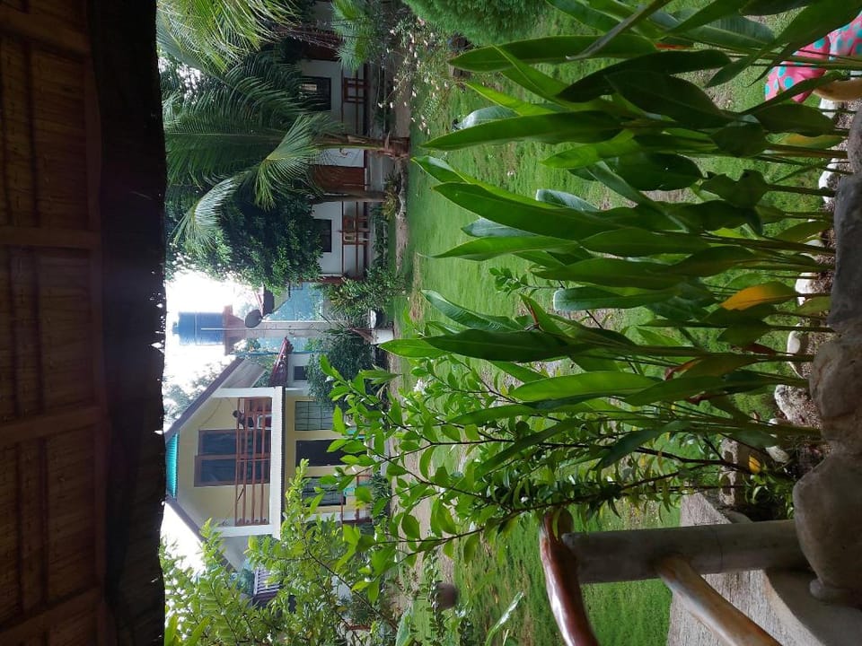 Gardenview room 6 Apartment in General Luna