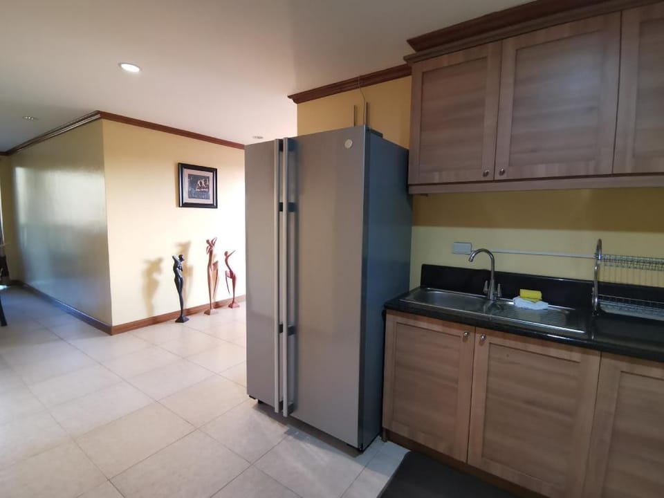 Crosswinds Tagaytay Three Bedroom Suite Apartment in Tagaytay