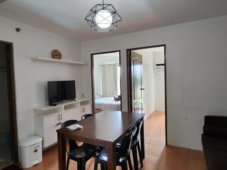 JOI's ONE OASIS CONDO Fit for 10 persons Apartment in Cagayan de Oro