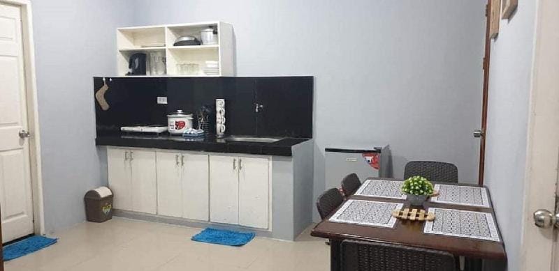 Apple Transient House Apartment in Angeles